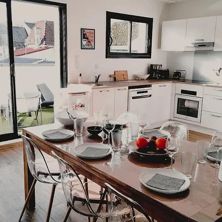 Сasa de vacaciones Maison De Avec Garage Proche 300m *